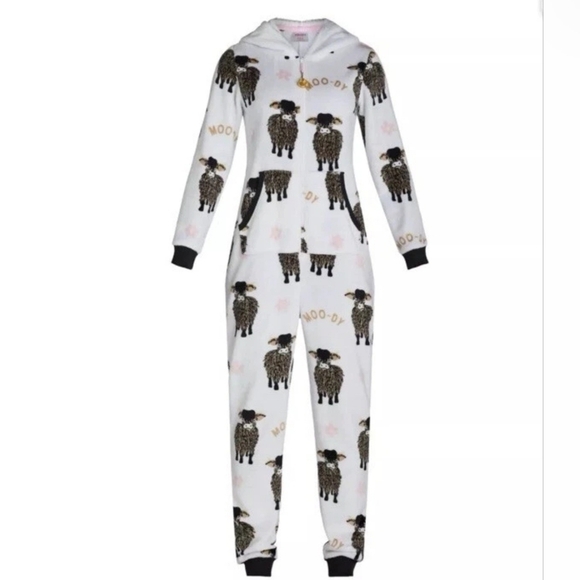 Other - Just a Lil Moo-dy Highland Cow Jumpsuit Pajamas XS Women's New Costume Plush